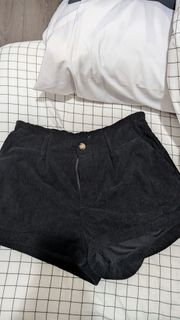(Category: ) located in . Submitted by suga_tofu (Listing ID 1451739505, Image 1). Description: .