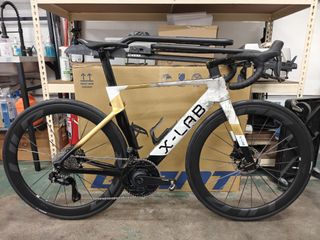 (Category: ) located in . Submitted by labo.garage (Listing ID 1451728108, Image 1). Description: .