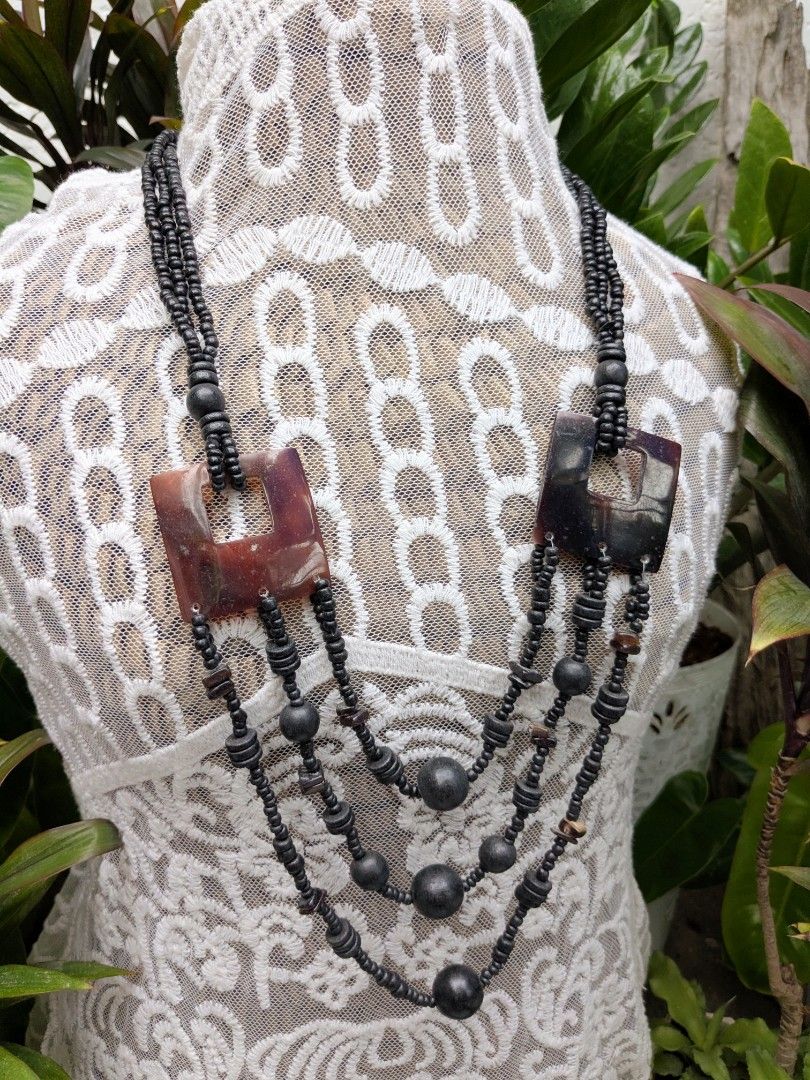 Capiz Coconut Heishi Beaded Handcrafted Necklace (Category: Necklaces) located in Las Pinas. Submitted by amisells (Listing ID 1451409054, Image 3). Description: ⋆⊱༻𖥸༺⊰⋆ every piece in our collection is thoughtfully handcrafted using an exquisite selection of locally sourced natural materials! discover the beauty of authentic craftsmanship through coconut heishi beads, lumbang seed beads, bayong and gmelina wood beads, coco side-drill beads, one