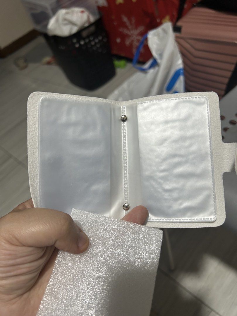 Card holder (Category: Wallets & Card holders) located in Paranaque City. Submitted by allthatclutterph (Listing ID 1451830433, Image 3). Description: Brand new, unused and in plastic ₱80.