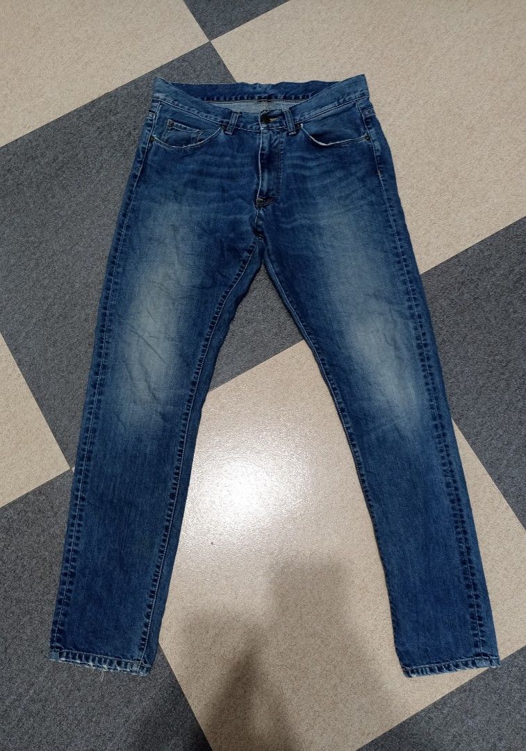 Carhartt Blue Denim Jeans (Category: Jeans) located in Marawi City. Submitted by abdullah0692139 (Listing ID 1451865122, Image 2). Description: - Classic blue Carhartt denim jeans - Straight leg fit - Button fly closure - Distressed and faded for a worn-in look - Two back pockets with stitching detail - Staple wardrobe item, great for casual wear issue sa bulsa sa likos .