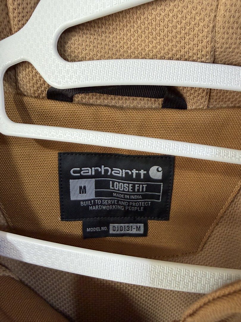 Carhartt Loose Fit Jacket - Brown - Size M (Category: Coats, Jackets and Outerwear) located in Pinamalayan. Submitted by danilotubero08 (Listing ID 1451849781, Image 2). Description: - Carhartt Jacket - Color: Brown - Fit: Loose - Size: Medium - Material: 100% Cotton Shell, 100% Polyester Lining - Origin: Made in India - Style: 1131 - Model: OJ0131-M - Perfect for work or casual wear - Known for durability and longevity 100%legit from Canada .