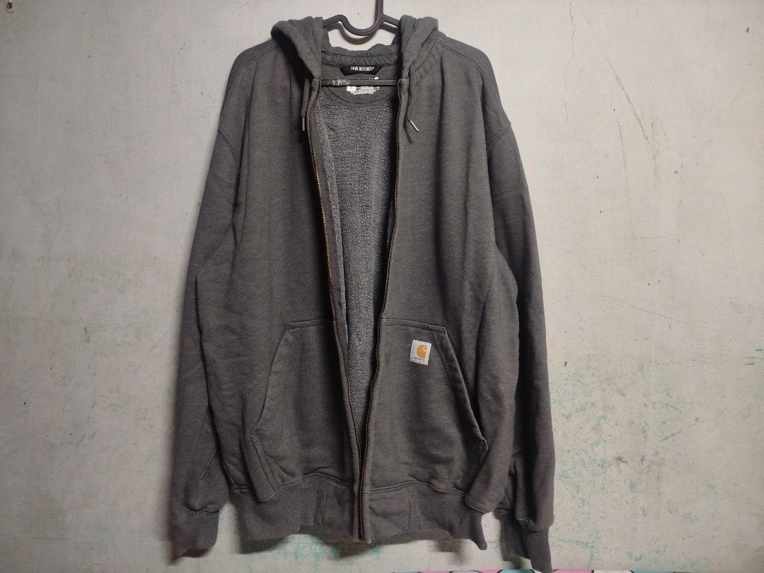 Carhartt Rain Defender Hoodie Jacket (Category: Coats, Jackets and Outerwear) located in San Juan City. Submitted by reddvelasquez4298 (Listing ID 1451738803, Image 1). Description: Carhartt Rain Defender Hoodie Jacket Size Large 25.5 Width 29 Length Good Condition Issues, walang puller, may bungi zipper, may konting himulmol, maliit na slice. Check photos. 😊 1300 pesos PM.