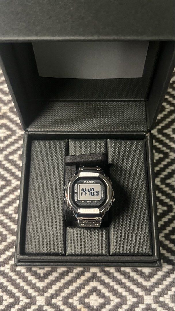 Casio Ring Watch - Brand New (Category: Luxury Watches) located in Manila. Submitted by wontxu (Listing ID 1451779535, Image 1). Description: Casio Ring Watch Silver CRW-001 Brand new, never used. Bought in Tokyo, Japan. ✔️ Complete with box and manual ✔️ Includes warranty document ✔️ 100% authentic A perfect piece for Casio collectors or anyone looking for a unique, limited-release watch. 📍 Meetup preferred for your peace of mind. 💬 PM if inte