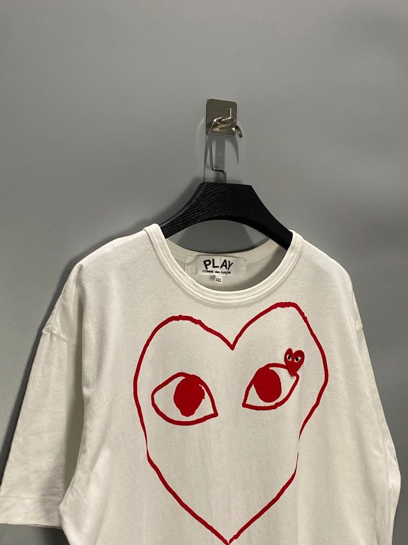 Cdg play (Category: Luxury Apparel) located in Mangaldan. Submitted by kendrops (Listing ID 1451884316, Image 3). Description: Made in Japan Complete tags Width 23 Length 30 Large to Extra Large Excellent condition: 10/10 Color rate: 10/10 issue:(none).