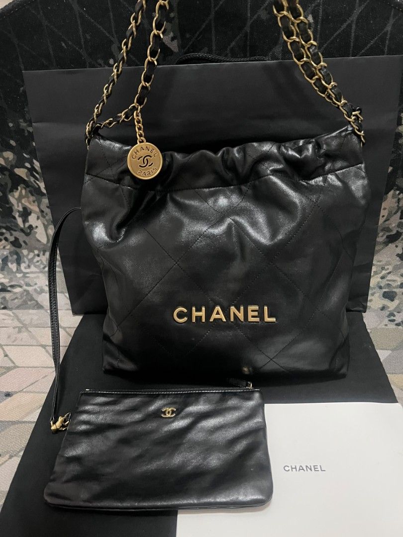 CHANEL Black C22 GHW (Category: Bags & Wallets) located in Shah Alam. Submitted by syazysells (Listing ID 1451867807, Image 2). Description: •Black C22 GHW •BRAND; Chanel •MATERIAL; Calfskin •Year 2024 •Comes with dustbag, booklet & paperbag •Very good condition (8.5/10) •Price excluding postage •COD at Bukit Jelutong and Subang Jaya.