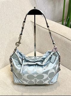 (Kategori: ) berada di . Dikirim oleh syabila20 (ID iklan 1451718807, Gambar 1). Deskripsi: .