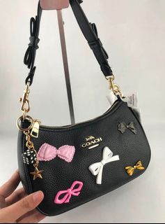 (Category: ) located in . Submitted by bagsboutiqueph (Listing ID 1451790773, Image 1). Description: .