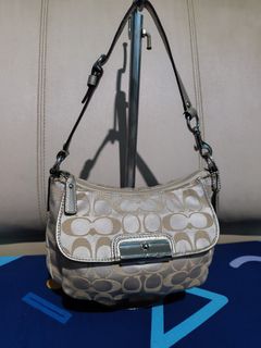 (Kategori: ) berada di . Dikirim oleh dwiky_preloved (ID iklan 1451739392, Gambar 1). Deskripsi: .