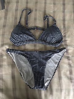 (Category: ) located in . Submitted by loveinmytummy (Listing ID 1451809839, Image 1). Description: .