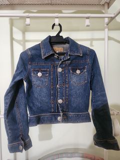 (Category: ) located in . Submitted by khjfashion (Listing ID 1451796157, Image 1). Description: .