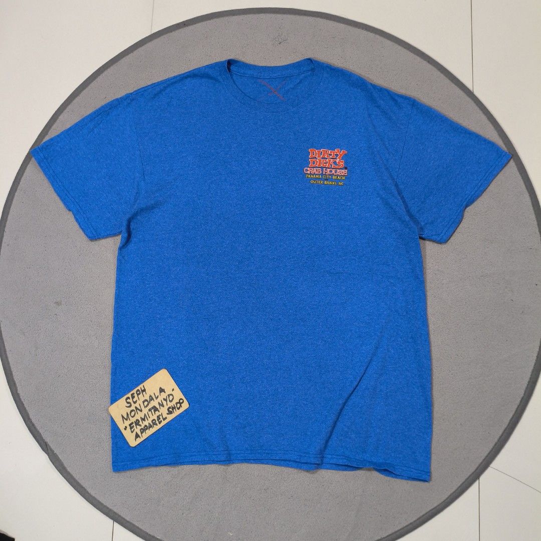 Dirty D. Crab house shirt (Category: Tshirts & Polo Shirts ) located in Calatrava. Submitted by ermitany0 (Listing ID 1451802064, Image 2). Description: Dirty D crab house shirt Good condition Size: Large fit ( no tags ) Width x length: 21x27.5" Flaws: Fine lints Please check photos for more details ✅⬇️ Location: Negros Occidental PM if interested 📩📩📩📩🙂.
