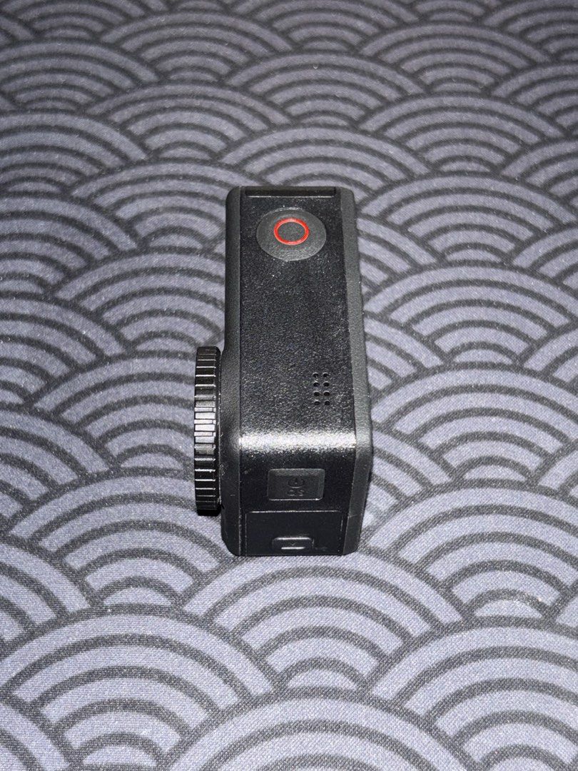 DJI OSMO ACTION 4 (STANDARD COMBO) (Category: Video Cameras) located in Manila. Submitted by fiercefish_179572 (Listing ID 1451860890, Image 2). Description: - I still have the whole accessories and box - Used for 3 months - RFS upgrading .
