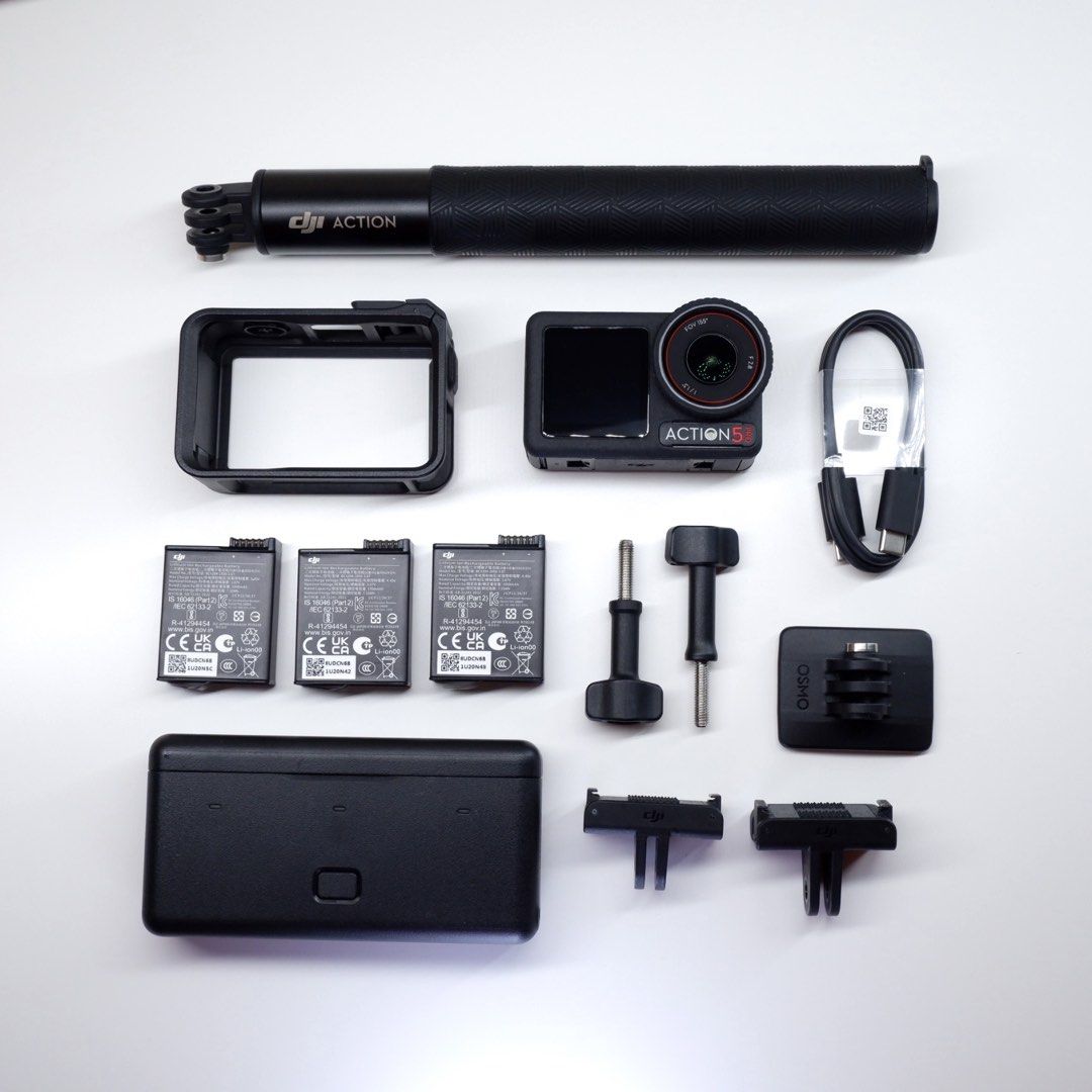 DJI Osmo Action 5 Pro Adventure Combo (Category: Video Cameras) located in Manila. Submitted by abbyaguilar (Listing ID 1451851661, Image 1). Description: Please read, don’t waste my time. 🏷️ ₱18k FIX! (for sale only) ‼️Pass sa TAWAD / SWAP DJI Osmo Action 5 Pro Adventure Combo • Excellent Condition • No issue Inclusions • Action 5 Pro With Tempered • Protective Frame • 3pcs Extreme Battery • Battery Charging Case • Charging Cable • 1.5m Extensi