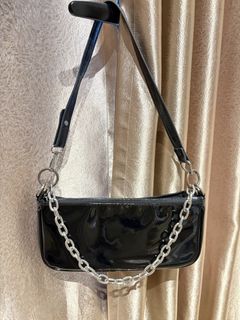 (Category: ) located in . Submitted by hermione.thrifts (Listing ID 1451795272, Image 1). Description: .