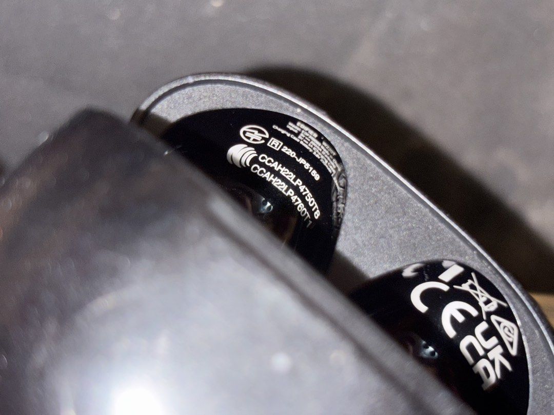 EDIFIER W220T EARBUDS (right earbud not working) (Category: Earphones) located in Manila. Submitted by buttfingerer5000 (Listing ID 1451742564, Image 2). Description: Edifier W220T. Left earbud and charging case work perfectly. Right earbud is water damaged and does not power on. Selling for parts or if you only need the left earbud/case..