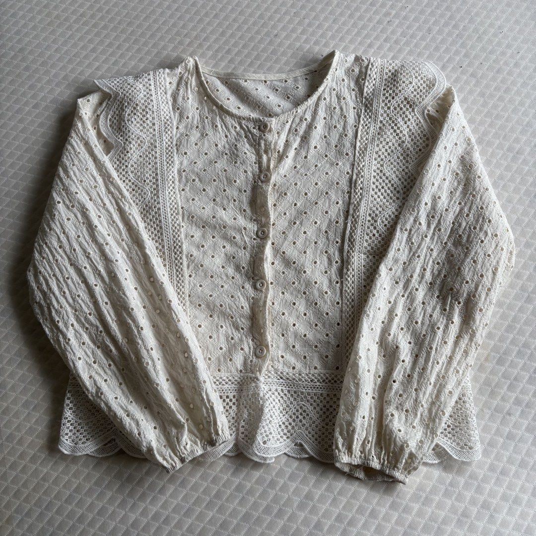 Embroidery blouse (Category: Blouses) located in Petaling Jaya. Submitted by prelovedto.relove (Listing ID 1451878393, Image 1). Description: Postage RM8 .