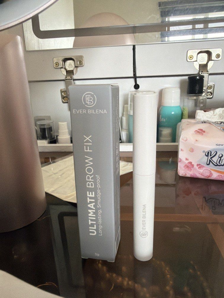 Ever Bilena Lasting Power Gel in Clear (Category: Makeup) located in Bulacan. Submitted by karisma_noverra (Listing ID 1451710103, Image 2). Description: Unused. I have a lot of brow products.