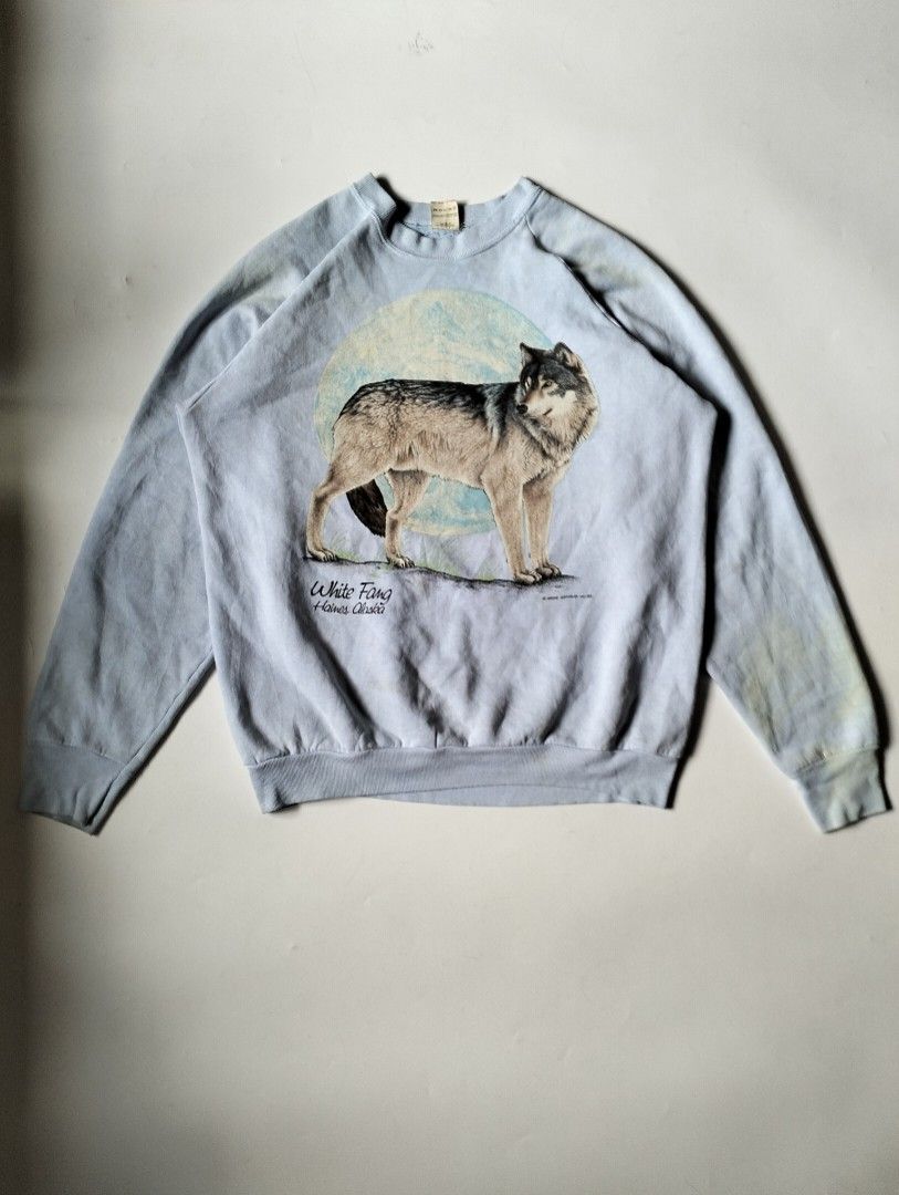 Fruit Of The Loom (Category: Coats, Jackets and Outerwear) located in Baguio. Submitted by dapper_deals (Listing ID 1451764004, Image 1). Description: Vintage habitat White Fang light blue color with yellow stains removable if wash.