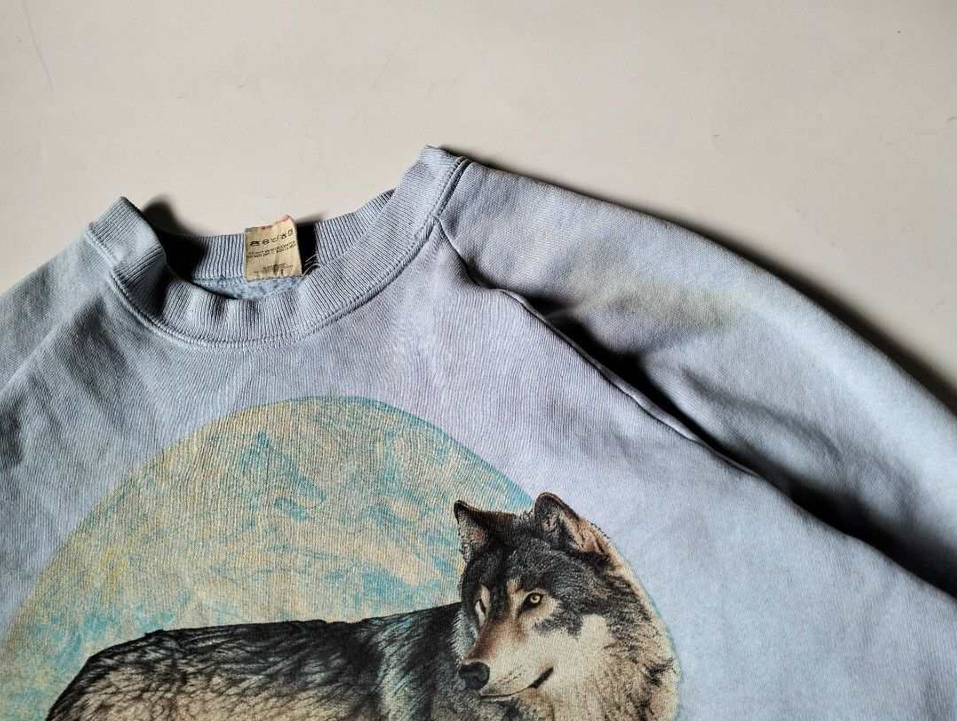 Fruit Of The Loom (Category: Coats, Jackets and Outerwear) located in Baguio. Submitted by dapper_deals (Listing ID 1451764004, Image 3). Description: Vintage habitat White Fang light blue color with yellow stains removable if wash.