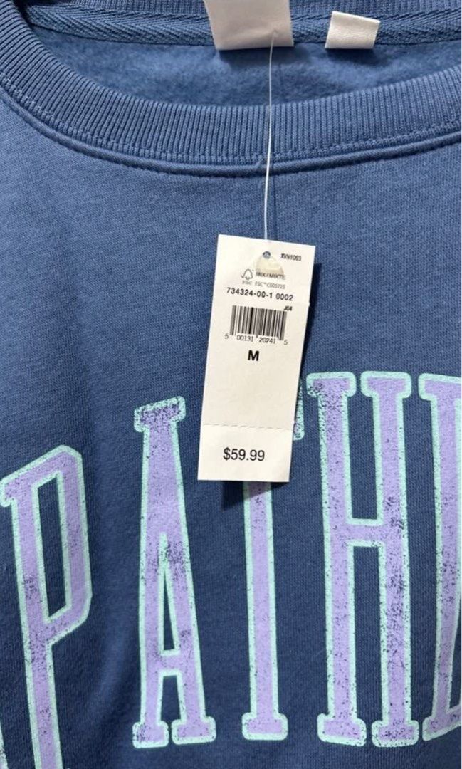 GAP Oversized Blue Sweater Sweathshirt (Category: Longsleeves) located in Cabanatuan. Submitted by wompywompy (Listing ID 1451868863, Image 3). Description: .