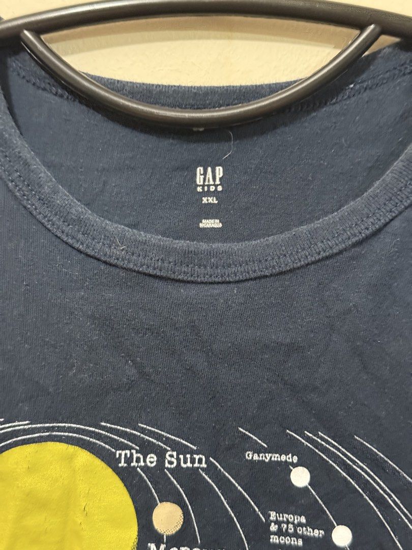 GAP Shirt (Category: Babies & Kids Fashion) located in Taguig. Submitted by _decluttermomma_ (Listing ID 1451880969, Image 2). Description: Preloved GAP Shirt Size XXL (8-9 years old) 💵 120.