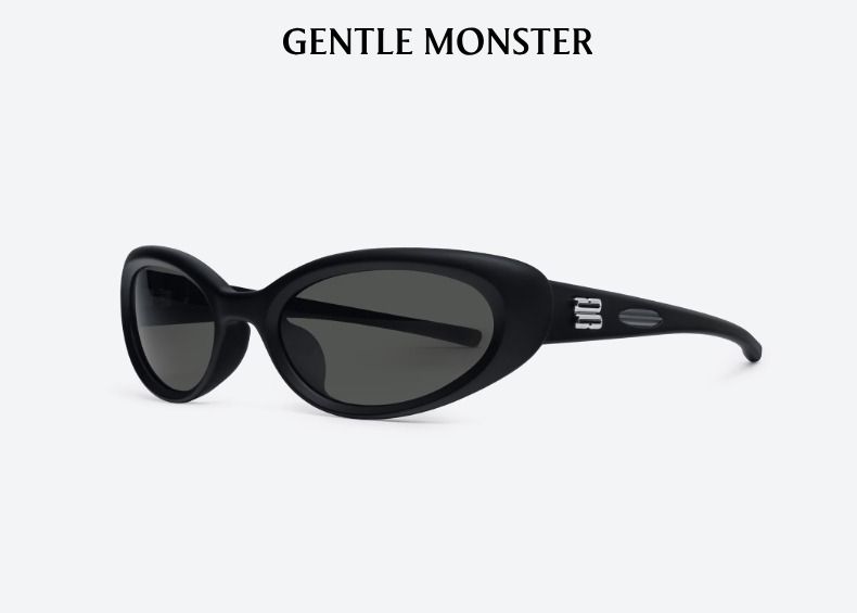 GENTLE MONSTER Gelati 01 (Category: Baby Monitors) located in Bacoor. Submitted by fafofa (Listing ID 1451788816, Image 2). Description: GENTLE MONSTER Gelati 01 Wraparound Sunglasses in Semi Matt Black Nylon 2024 Collection Black Nylon Frame Black Lenses Wraparound Shape Lenses Block 99.9% of UV Rays Manufacturer & Importer: IICOMBINED CO., LTD. Country of Manufacturer : China +400 if with all the inclusions; Box, Case, cloth, and card.