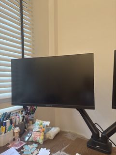 (Category: ) located in . Submitted by oliggggg (Listing ID 1451724367, Image 1). Description: .