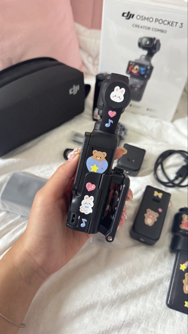 girly DJI Osmo Pocket 3 Creator Combo (Category: Cameras) located in Quezon City. Submitted by sweetlyluxe (Listing ID 1451792705, Image 3). Description: - DJI Osmo Pocket 3 Creator Combo - Includes everything in the combo - Free: wide lens, magnetic stand, cam cover rfs: i don't reach for this cam anymore can do meetups at GH every sat & sun.