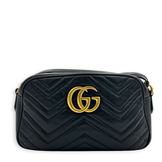 (Category: ) located in . Submitted by carousellluxury (Listing ID 1451777168, Image 1). Description: .
