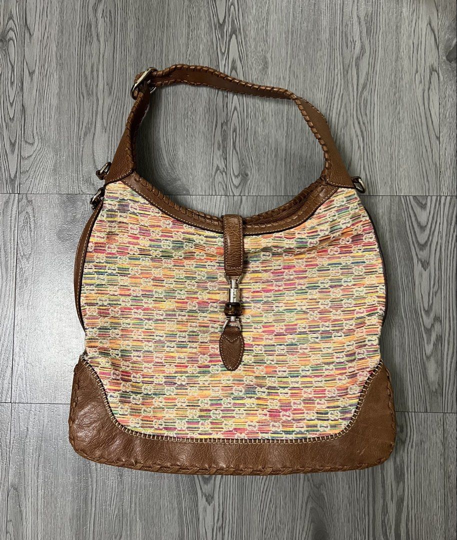Gucci Jackie Hobo Shoulder Bag (Category: Luxury Bags & Wallets) located in Bacoor. Submitted by southlocalgarage (Listing ID 1451763044, Image 1). Description: Gucci Jackie Hobo Shoulder Bag’ Made in italy Rank AB Malinis lobo at labas Honest issue zipper sa loob ng pocket nid mo paayos hndi nasasara pero working sya nid lang ata paayos madali lang yun Dm to Purchase📩.