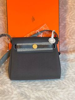 （分類：）位於 。 由 daisy26591 提交（商品編號 1451816563，圖片 1）。簡介： 。