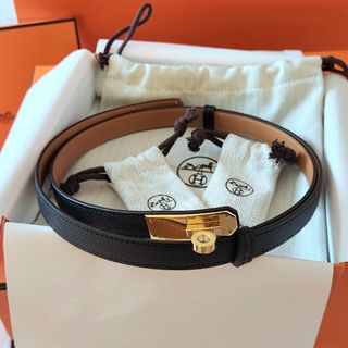 (Category: ) located in . Submitted by all.thingsluxe (Listing ID 1451849449, Image 1). Description: .