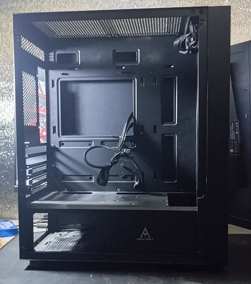 hestart mATX case with glass panel (Category: Computer Parts) located in Quezon City. Submitted by yamuyamu (Listing ID 1451751594, Image 2). Description: price negotiable! •mATX form factor — compatible with most budget motherboards •empered glass side panel (makinis pa) •good condition — no major dents, no rust •no issues — fully usable •perfect for budget location: marikina if pick up meetup: marikina bayan, cainta, pasig, cubao lalamove: (kay