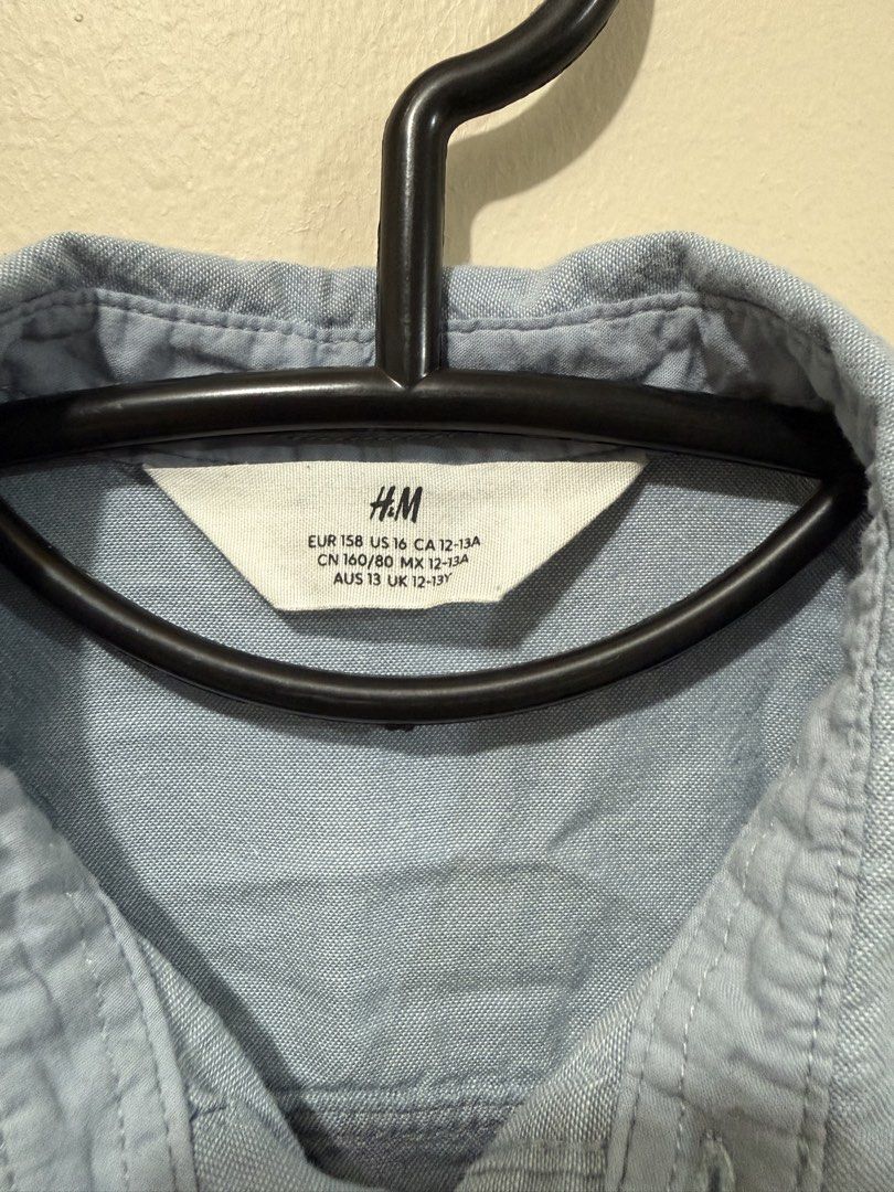 H&M Longsleeves (Category: Babies & Kids Fashion) located in Taguig. Submitted by _decluttermomma_ (Listing ID 1451881534, Image 2). Description: Preloved H&M Long-sleeves Size US 16 (10-12 years old) Used once 💵 250.
