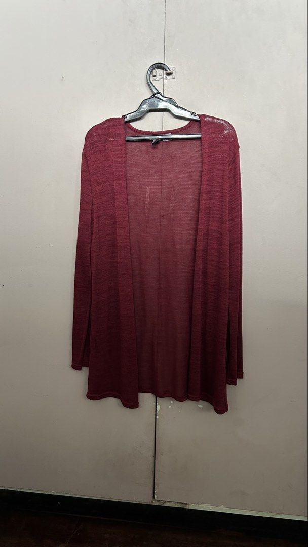 H&M Maroon Sheer Long Sleeve Cardigan (Category: Coats, Jackets and Outerwear) located in Quezon City. Submitted by ccr26 (Listing ID 1451786891, Image 1). Description: - Lightweight maroon cardigan - Long sleeves - Open front - Sheer fabric, ideal for layering - Versatile and easy to style Fits xs to m or large.