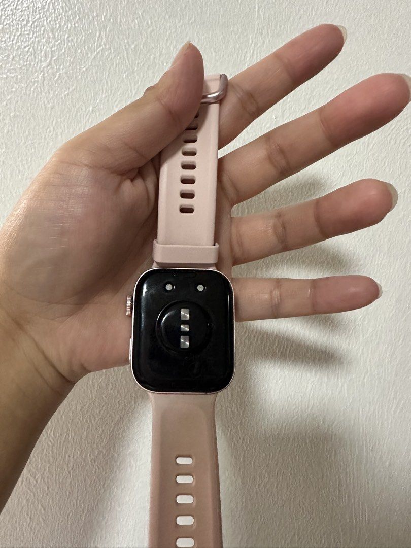 Huawei Watchfit 3 (Category: Wearables & Smart Watches) located in Mandaluyong City. Submitted by helloakiii (Listing ID 1451749824, Image 3). Description: - well used (bought last 2024) - comes with the original charger, but no box already - used only for monitoring steps and during my runs - no problem with the battery, still in good condition - comes with the original strap - with small scratches due to usage but not really noticeable RFS: wil