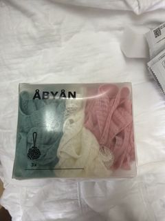 (Category: ) located in . Submitted by greatdeals_sg (Listing ID 1451792930, Image 1). Description: .