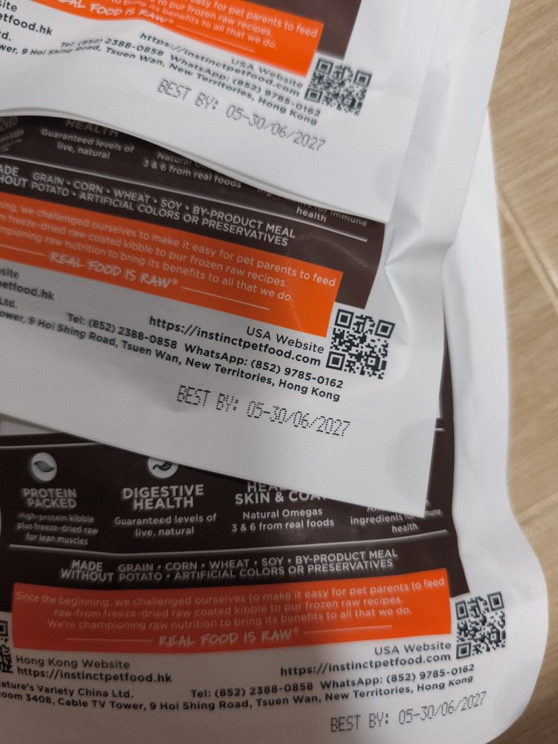 Instinct raw boost kibble + raw （分類：寵物食品）位於 Hong Kong。 由 snowingbeautiful 提交（商品編號 1451840739，圖片 2）。簡介： exp. 30 /6/2027。