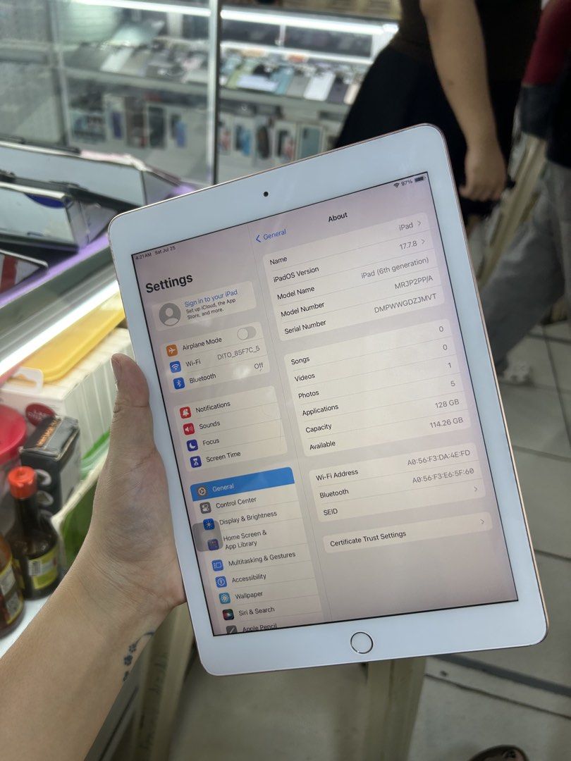 Ipad 6th gen (Category: iPad) located in San Juan City. Submitted by ace_gadgethub (Listing ID 1451827845, Image 2). Description: Ipad 6th 128gb Wifi use No issue Bawal lang i reset Pwede lagyan apple id.
