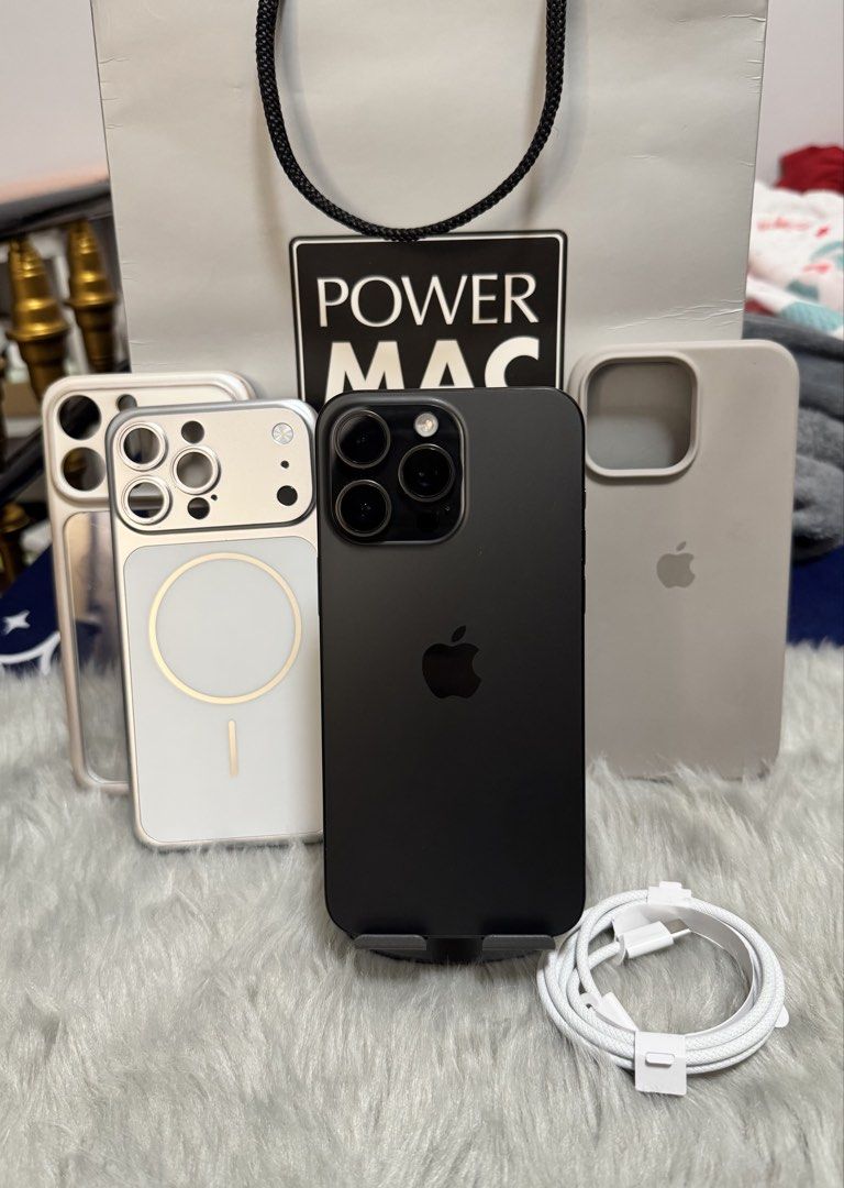 iPhone 15 Pro Max BLACK TITANIUM (Category: iPhone 15 Series) located in Bacoor. Submitted by andreadian78687 (Listing ID 1451864749, Image 2). Description: 📱🔥 NEW ARRIVAL 🔥📱 iPhone 15 Pro Max 256GB 🖤 Black Titanium 💸 ₱33,500 NALANG ! (FIRM) ✨ No Issue ✅ Smart / TNT user only ✅ 256GB Storage ✅ Battery Health: 84% ✅ Face ID, True Tone, Camera, Speakers & All Functions Working Perfectly ✅ Updated to Latest iOS ✅ Reset Ready • Sign in Your Own