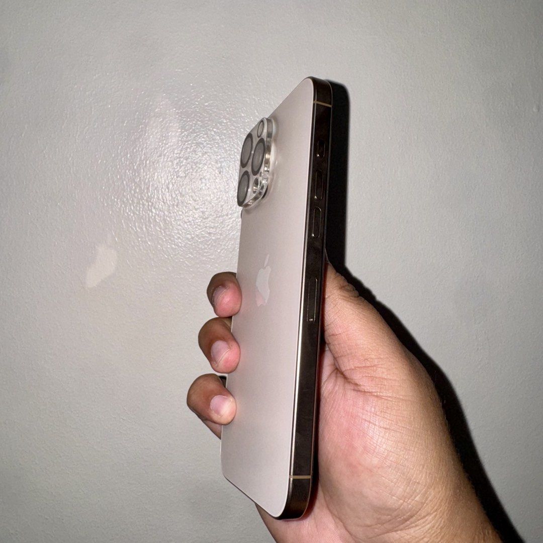iPhone 16 Pro Max 256GB (Category: iPhone 16 Series) located in Manila. Submitted by manilagoodsph (Listing ID 1451863633, Image 3). Description: iPhone 16 Pro Max 256GB - Complete package - Desert Titanium - 256GB - Factory unlocked - 95% Battery health - 3xx cycle count Slightly negotiable ₱51,999 For sale or swap to: iPhone 16 Pro add ka cash iPhone 17 Pro add ako cash Meet ups only: Santa Rosa, Laguna Manila Antipolo .