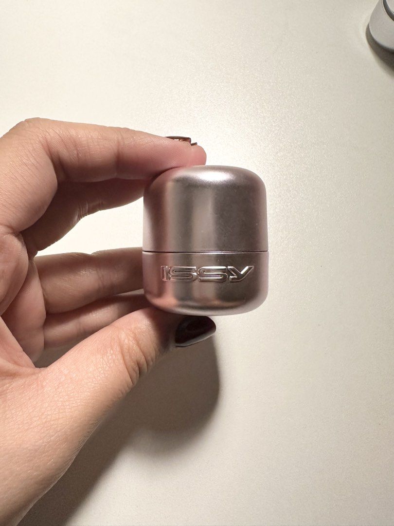 Issy Cream Blush Stick (Category: Makeup) located in Quezon City. Submitted by dvrgntmckngjy (Listing ID 1451837415, Image 2). Description: Cowgirl - 250 Ripe - 250 both for 400 php sanitized well .