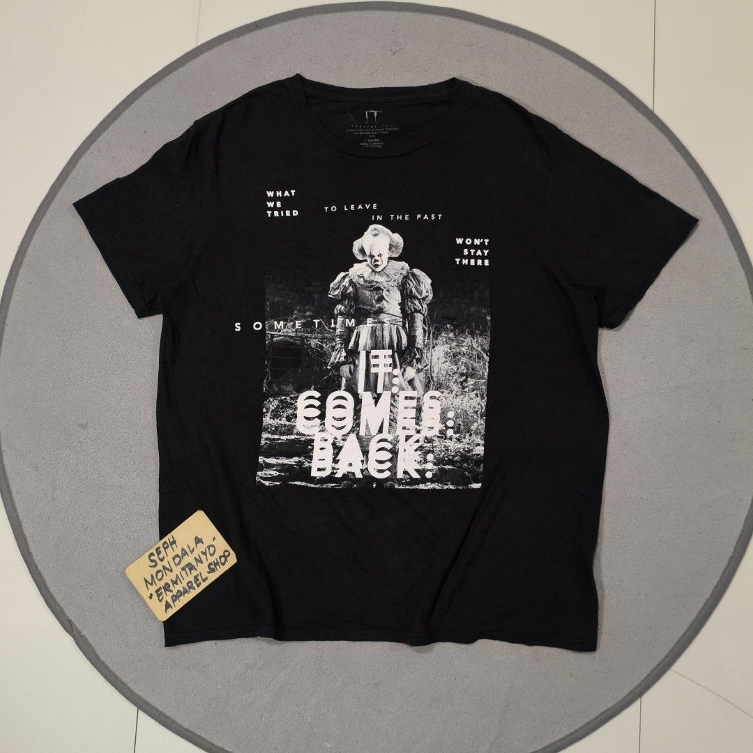 IT chapter two ( Horror tee ) (Category: Tshirts & Polo Shirts ) located in Calatrava. Submitted by ermitany0 (Listing ID 1451802964, Image 1). Description: IT chapter two ( horror tee ) Very good condition Size: Large Width x length: 22.5"x28" Please check photos for more details ✅⬇️ Location: Negros Occidental PM if interested 📩📩📩📩🙂.