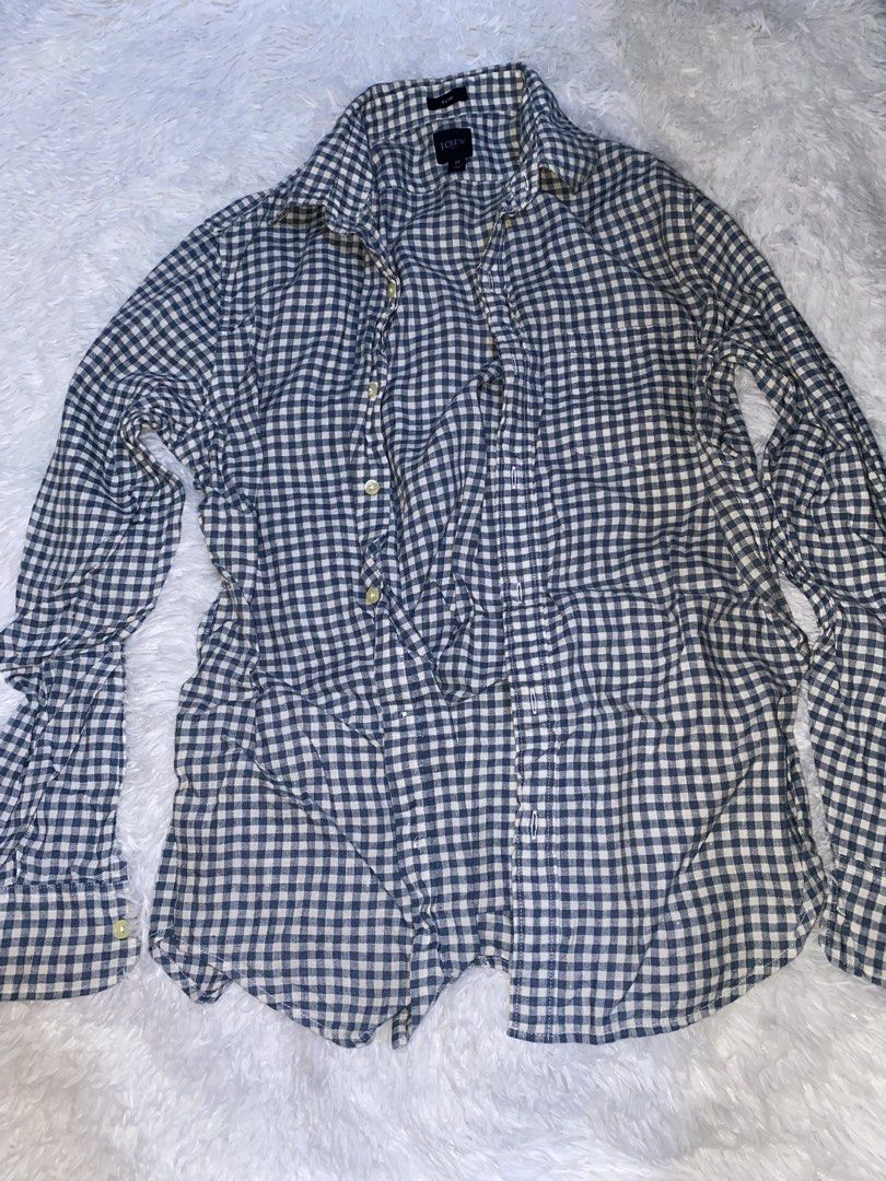 j.crew Men's Slim Fit Gingham Check Button Down Shirt (Size M) (Category: Formal Shirts) located in Manila. Submitted by warm.abel_ (Listing ID 1451896055, Image 1). Description: .
