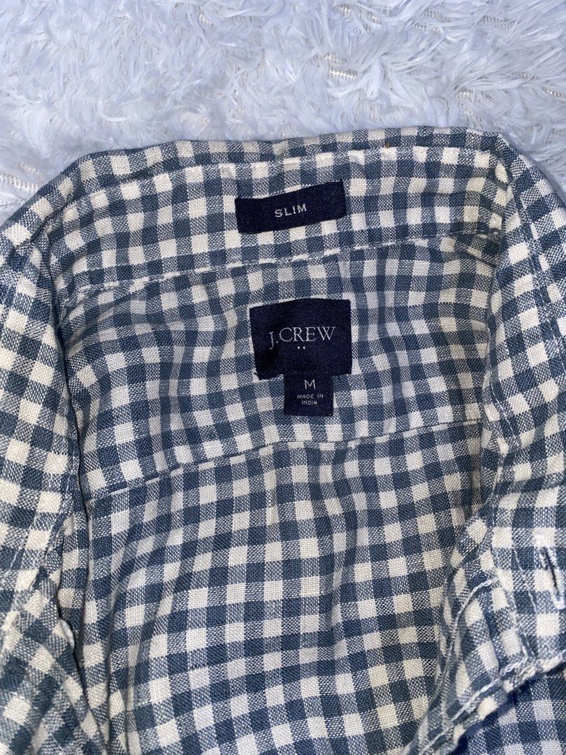j.crew Men's Slim Fit Gingham Check Button Down Shirt (Size M) (Category: Formal Shirts) located in Manila. Submitted by warm.abel_ (Listing ID 1451896055, Image 2). Description: .