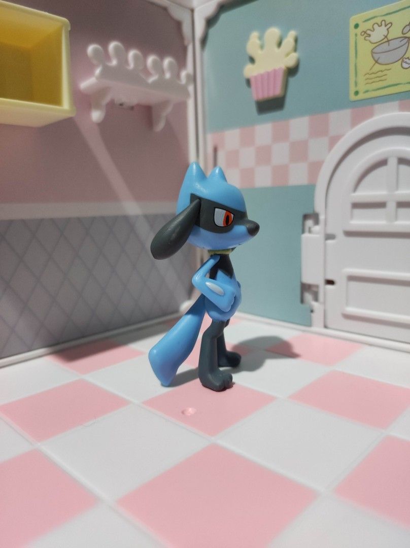 Jollibee Evolution Surprise Pokemon Figure - Riolu (Category: Figurines & Statues) located in Taguig. Submitted by lilrootshop (Listing ID 1451850067, Image 3). Description: ***Crossposted*** Price: 100 AUTHENTIC Pass sa lowballers! First to pay basis. No COD. For item reservation, a down payment of 50% or 100 pesos (whichever is less) is required. Down payment is non-refundable. One month reservation only. Location: Taguig (near BGC) MOP: GCash 