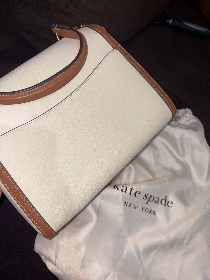 Kate Spade Katty ColorBlocked Medium Top Handle Bag (Category: Shoulder Bags) located in Manila. Submitted by junasssithriftedd (Listing ID 1451741405, Image 3). Description: *For Sale: Original Kate Spade Colorblocked Medium Top Handle Bag Selling Price: P20,000 (Negotiable) ( Original Price: P23,000 100% Original Receipt available Includes original dust bag ✅Good as new Used only once during my graduation Well-maintained and in excellent condit