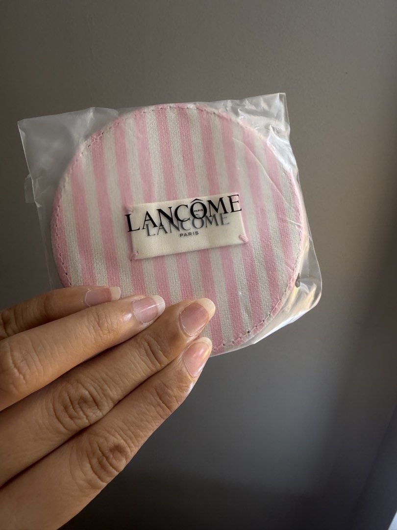 Lancome mirror (Category: Makeup) located in Quezon City. Submitted by destashingmycloset (Listing ID 1451731840, Image 1). Description: .