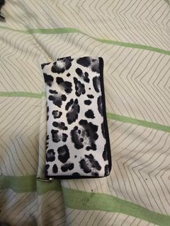 (Category: ) located in . Submitted by grandstone_c55998 (Listing ID 1451721592, Image 1). Description: .
